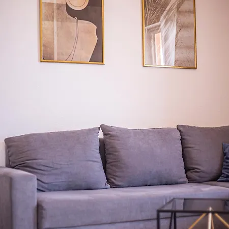 Emilija Appartement *