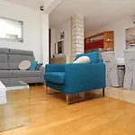 Emilija Apartman *