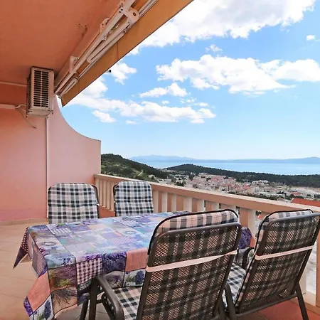 Emilija Apartamento Makarska