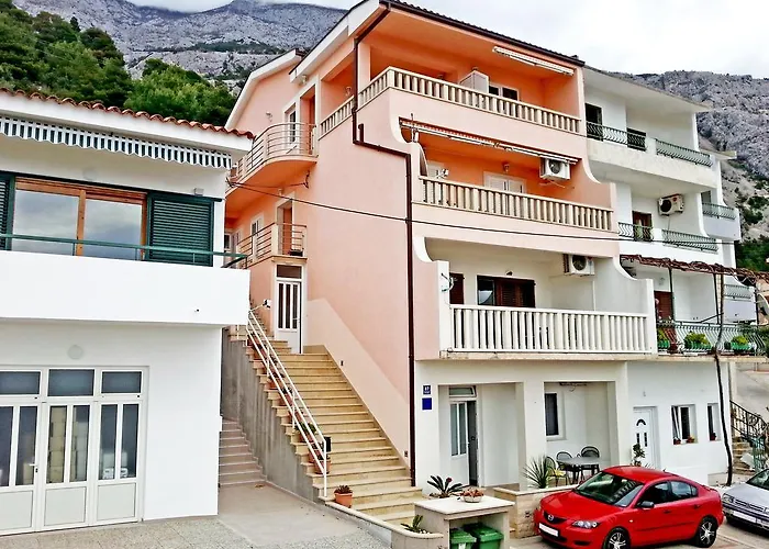 Emilija Appartement *