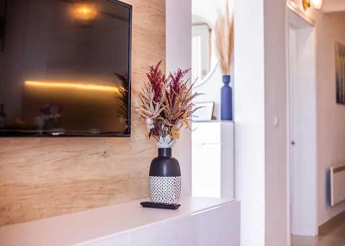 Emilija Appartement *